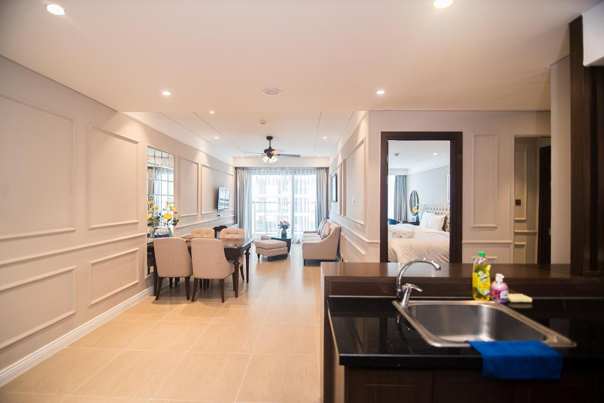 Luxury Apt Opposite Mykhe Beach Da Nang Bagian luar foto