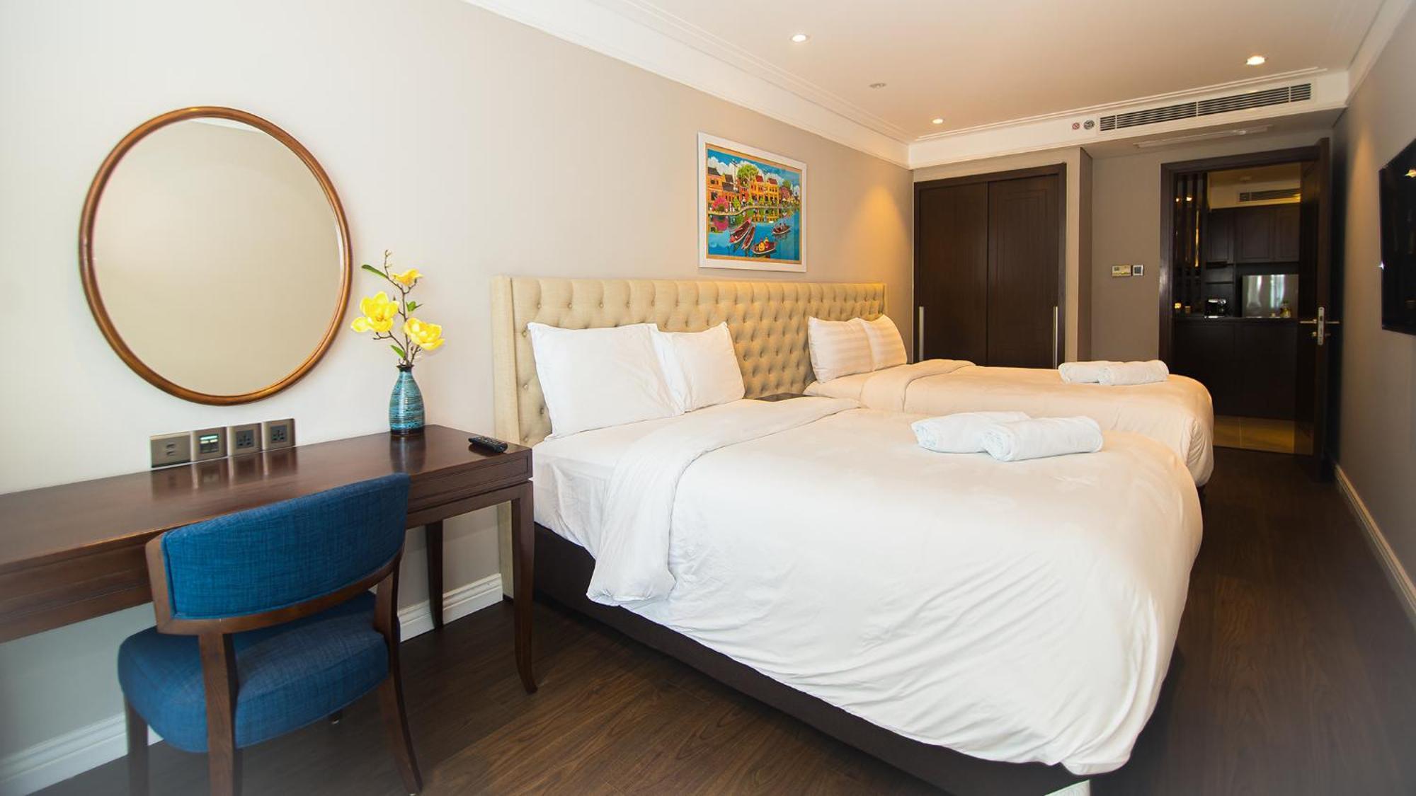 Luxury Apt Opposite Mykhe Beach Da Nang Bagian luar foto