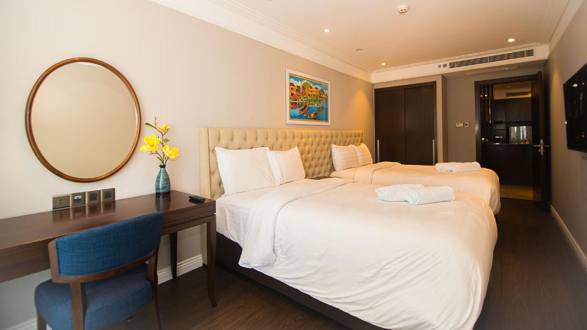 Luxury Apt Opposite Mykhe Beach Da Nang Bagian luar foto