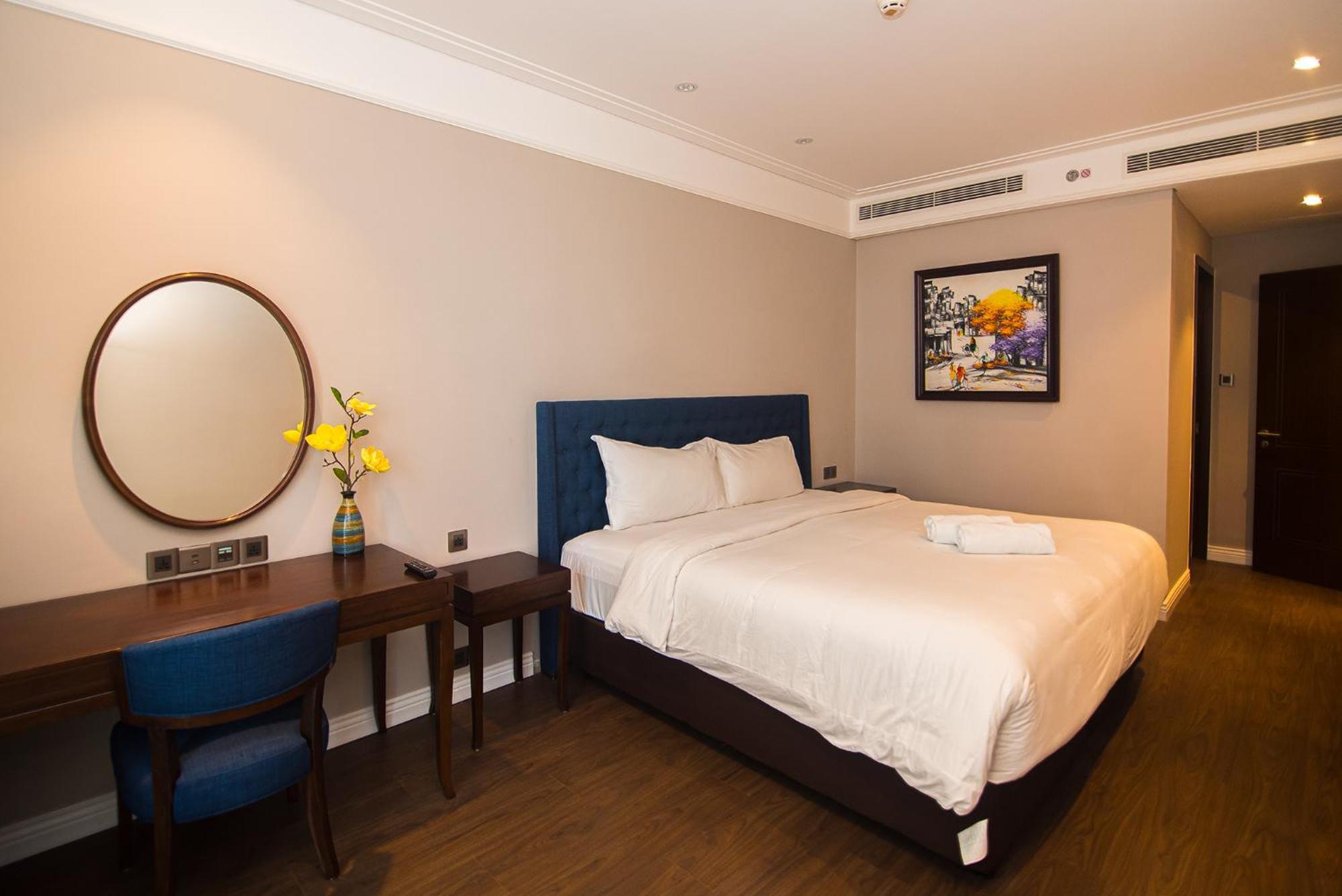 Luxury Apt Opposite Mykhe Beach Da Nang Bagian luar foto