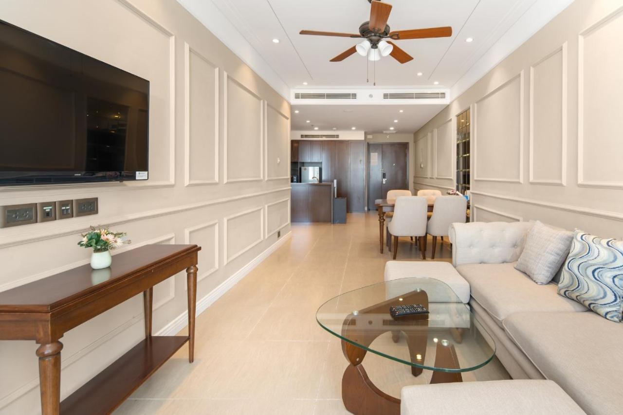 Luxury Apt Opposite Mykhe Beach Da Nang Bagian luar foto